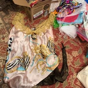 “Pick me” blouse